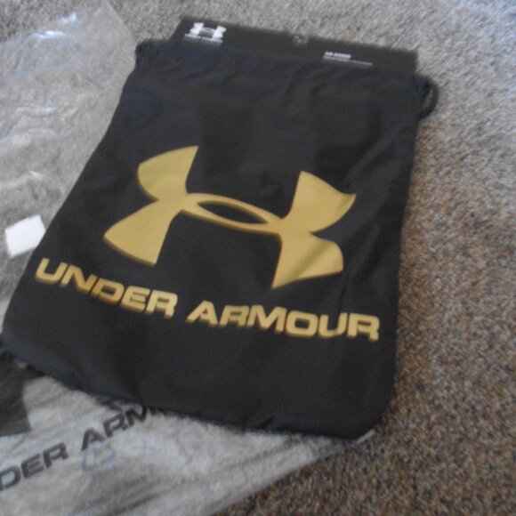 NEW UNISEX UNDER ARMOUR BLACK & GOLD DRAWSTRING TOTE BACKPACK SACKPACK π 17"L - Picture 3 of 9